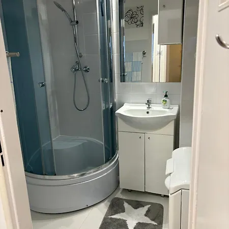 Apartment Sonnige 2 Im Wald - 15 Min Zum Sopot